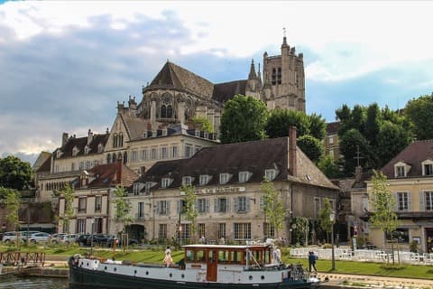 Couvreur Auxerre