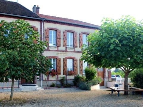Couvreur Étigny