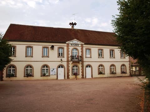 Couvreur La Ferté-Loupière
