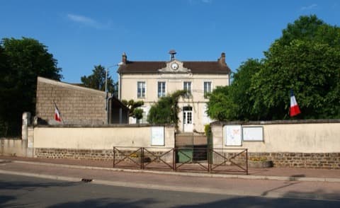Couvreur Leugny