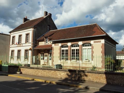 Couvreur Sépeaux-Saint Romain