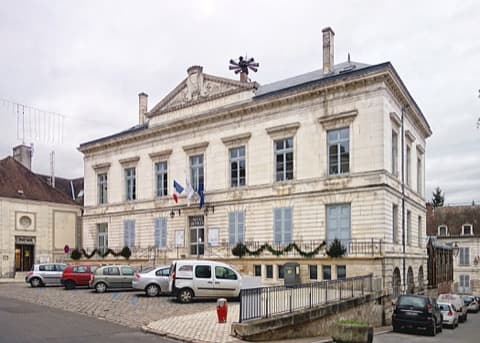 Couvreur Tonnerre